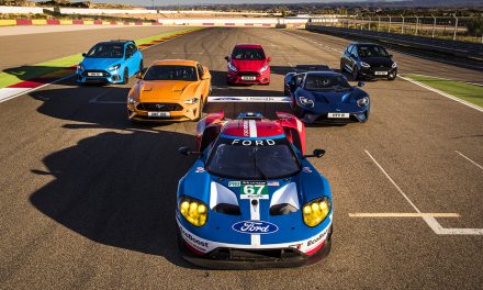 Osiem modeli Forda, ośmiu kierowców – wyjątkowy wyścig!