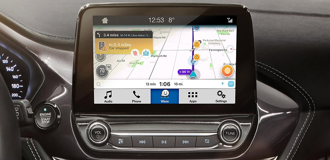 Ze smartfona na duży ekran – nowe aplikacje Forda